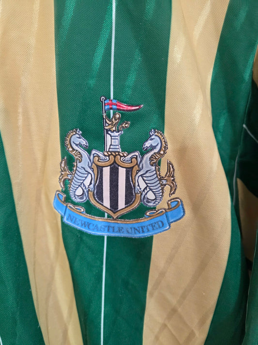 Newcastle United 1988/90 Umbro Away Shirt - Large