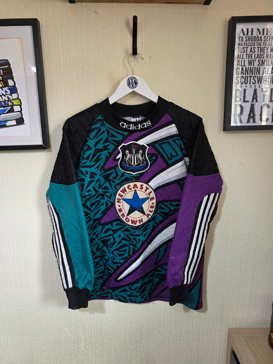 Newcastle United 1995/96 Adidas Keeper Shirt - Small