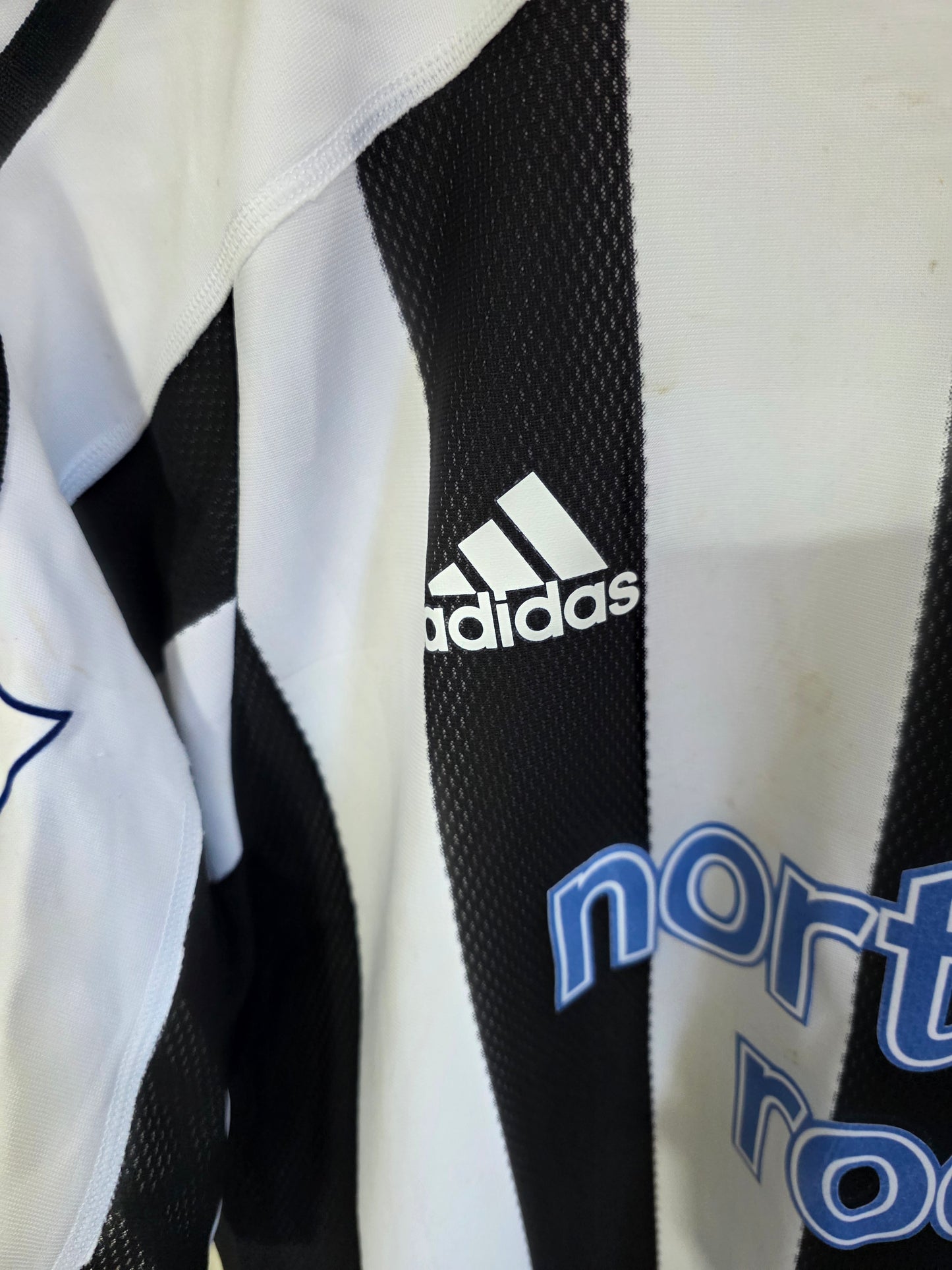Newcastle United 2003/05 Jermaine Jenas match worn shirt with COA