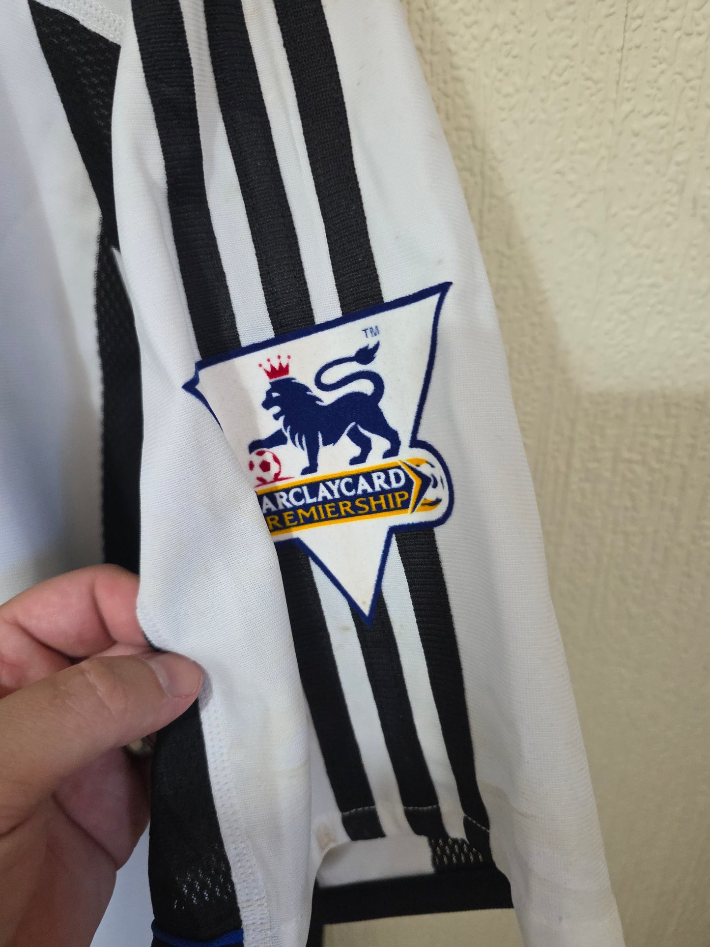 Newcastle United 2003/05 Jermaine Jenas match worn shirt with COA