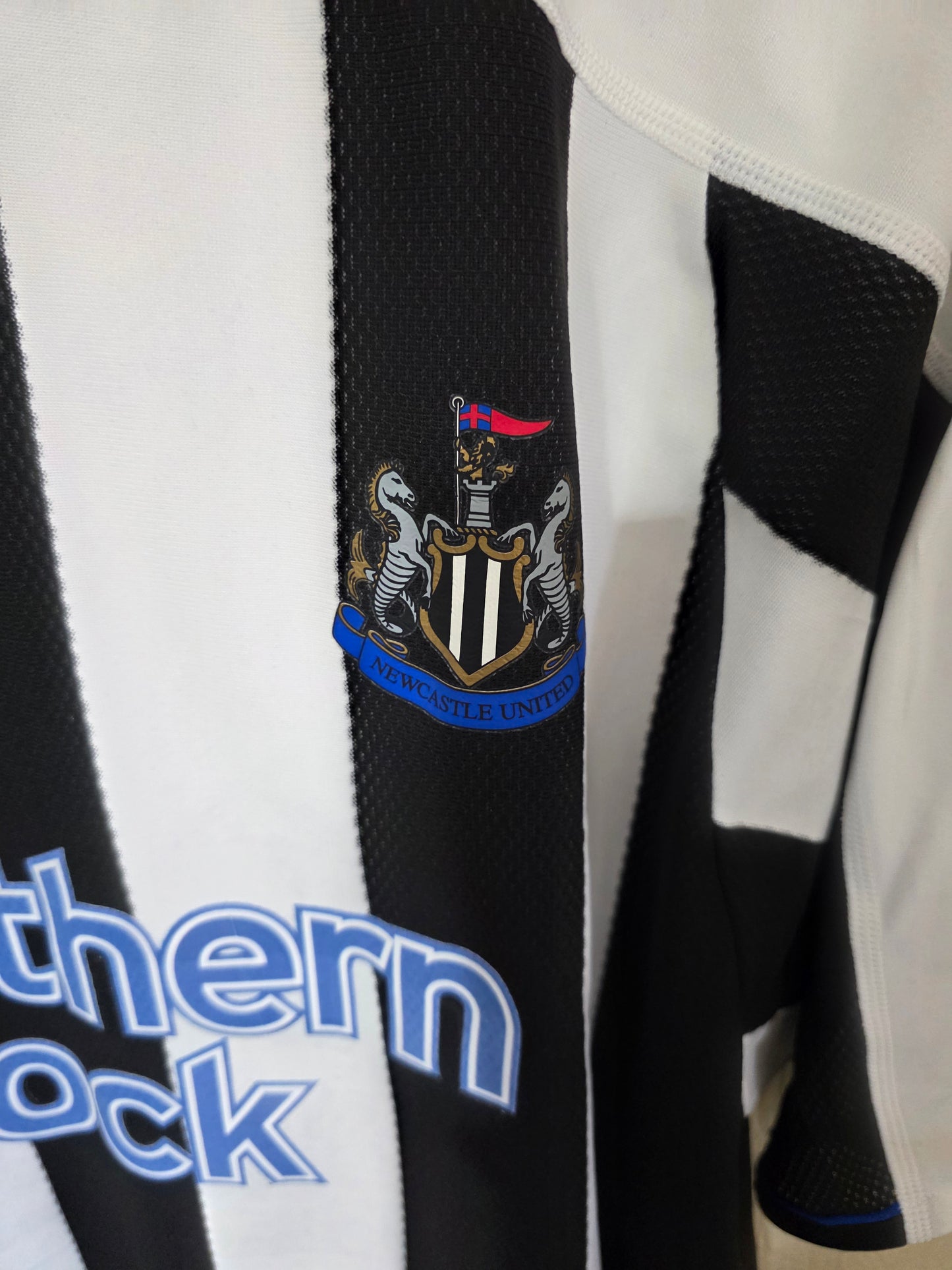 Newcastle United 2003/05 Darren Ambrose match worn shirt