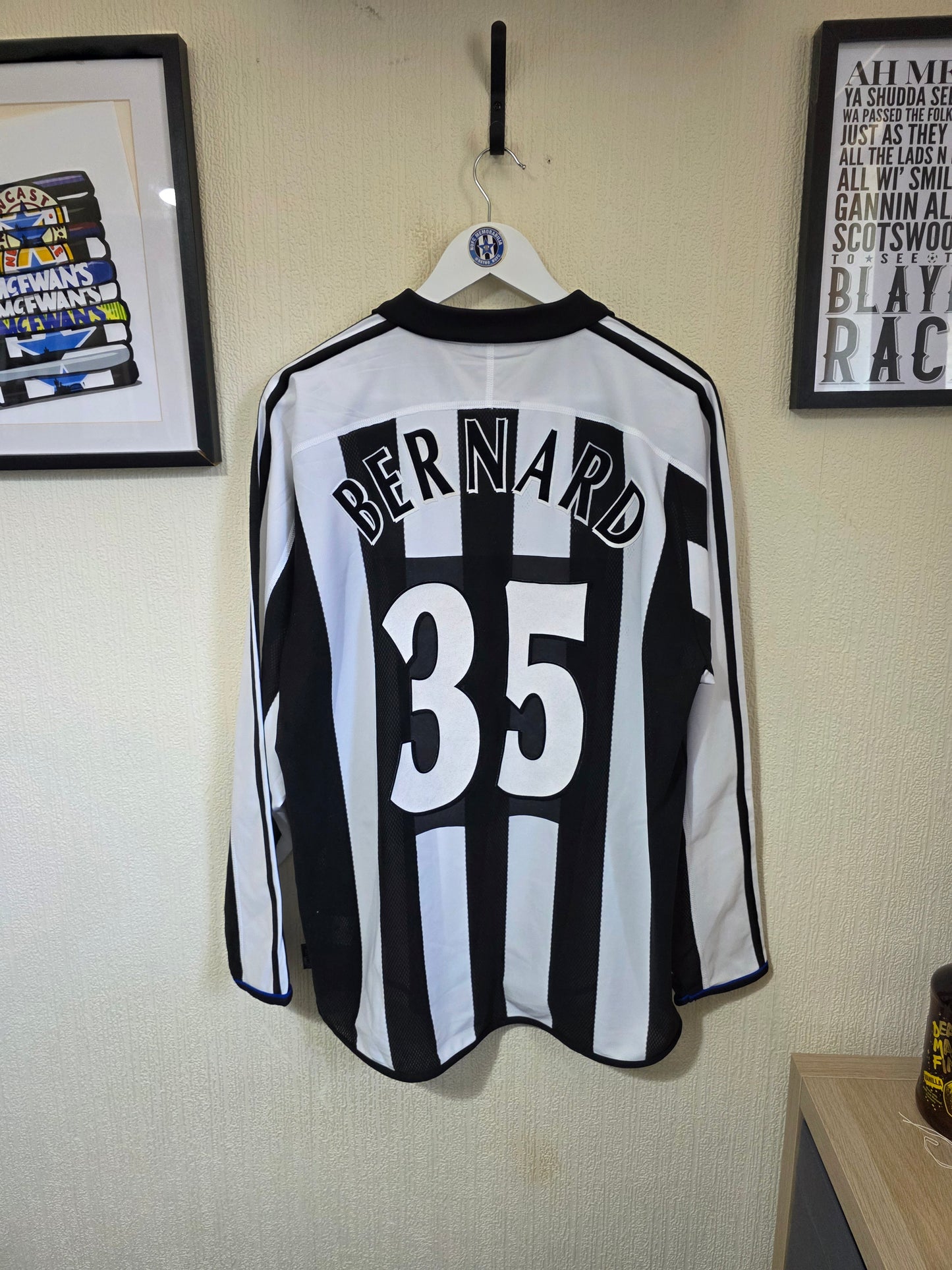 Newcastle United 2003/05 Oliver Bernard match worn home shirt