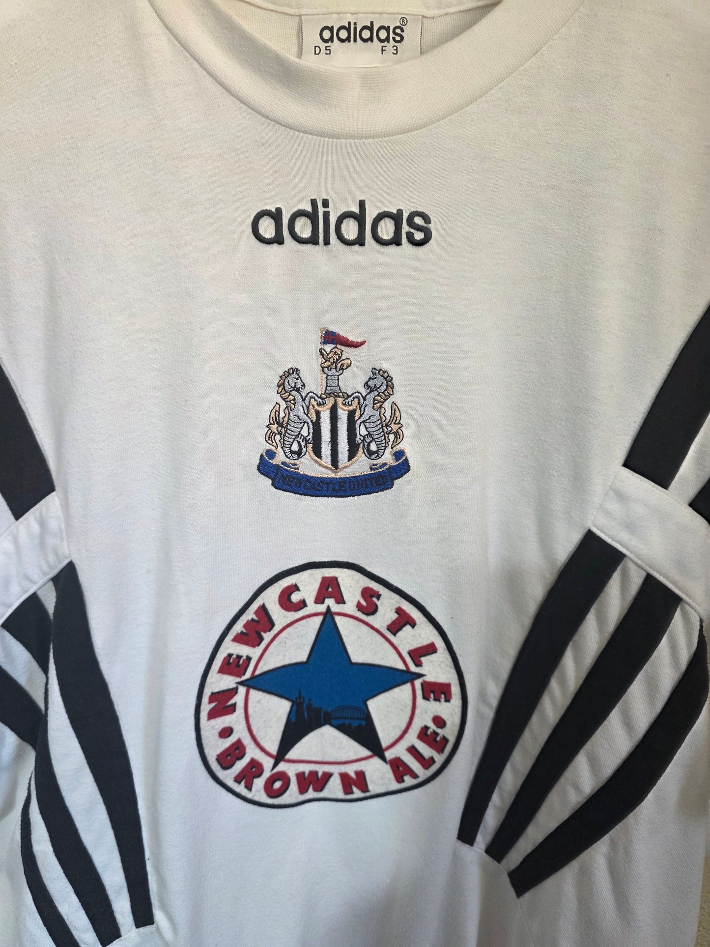 Newcastle United 1995/96 Adidas Training Shirt - D5 Medium