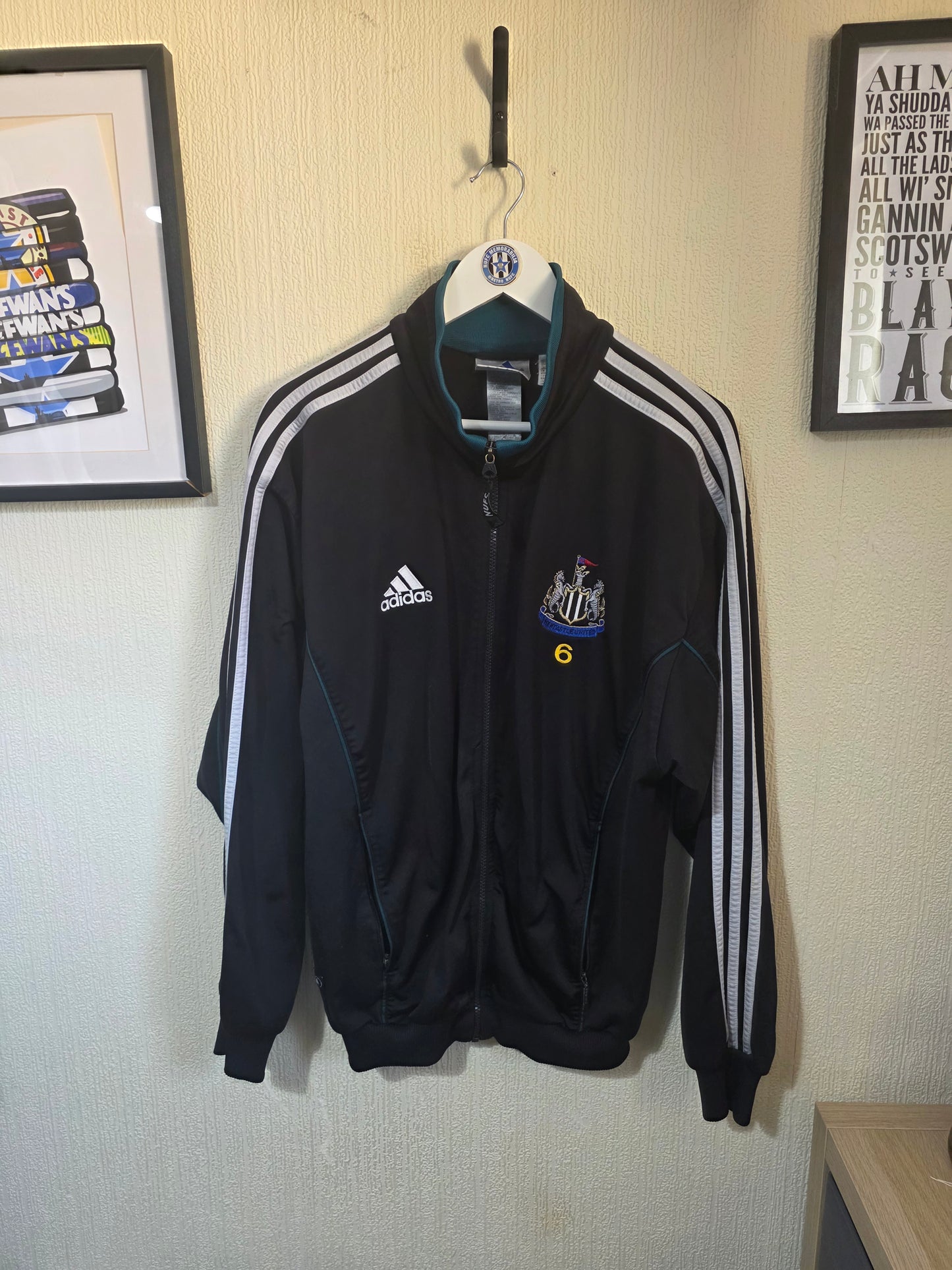 Newcastle United 1999/00 Adidas Jacket - Medium