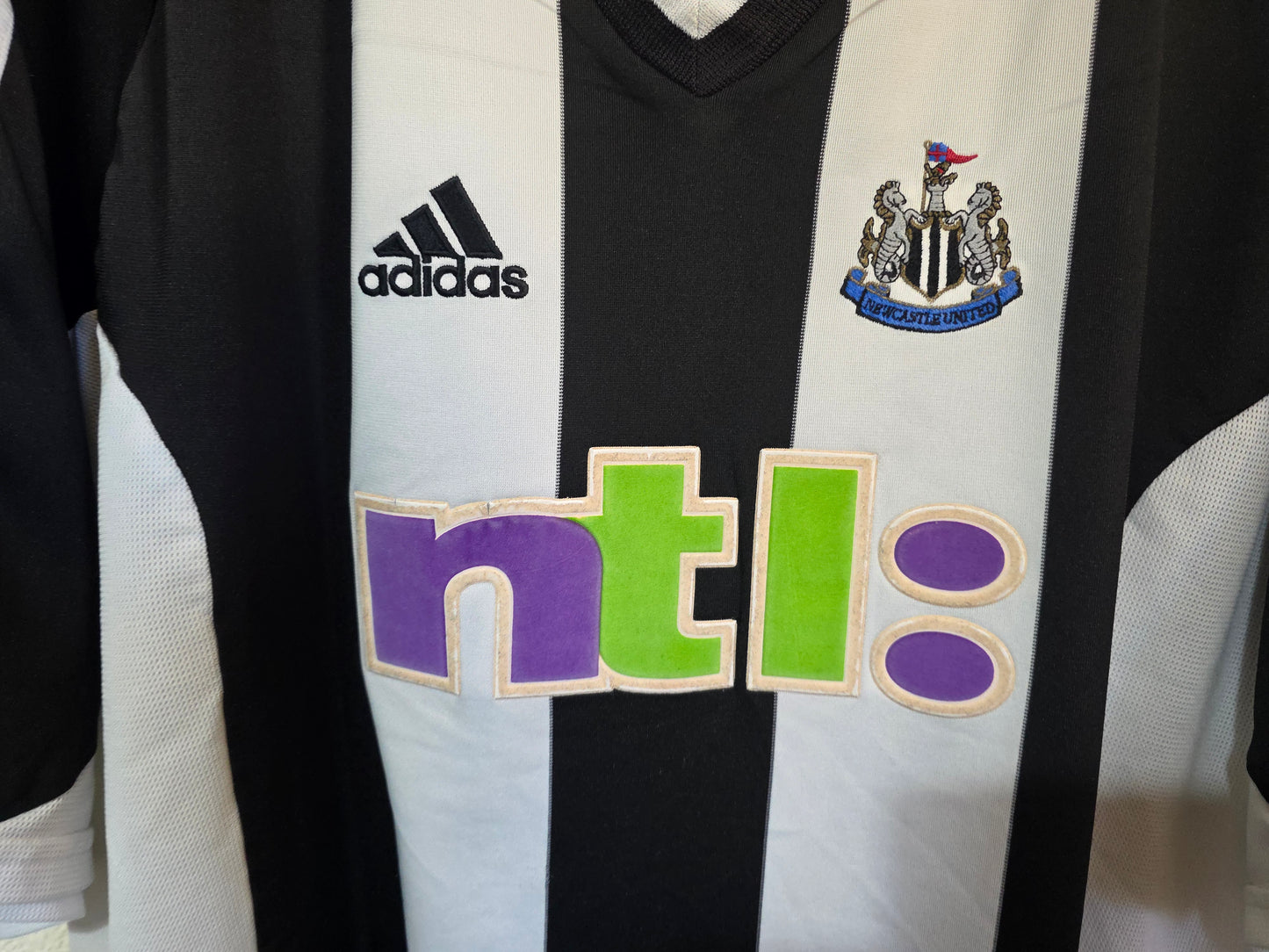 Newcastle United 2001/02 Adidas home shirt #23 AMEOBI - XXL