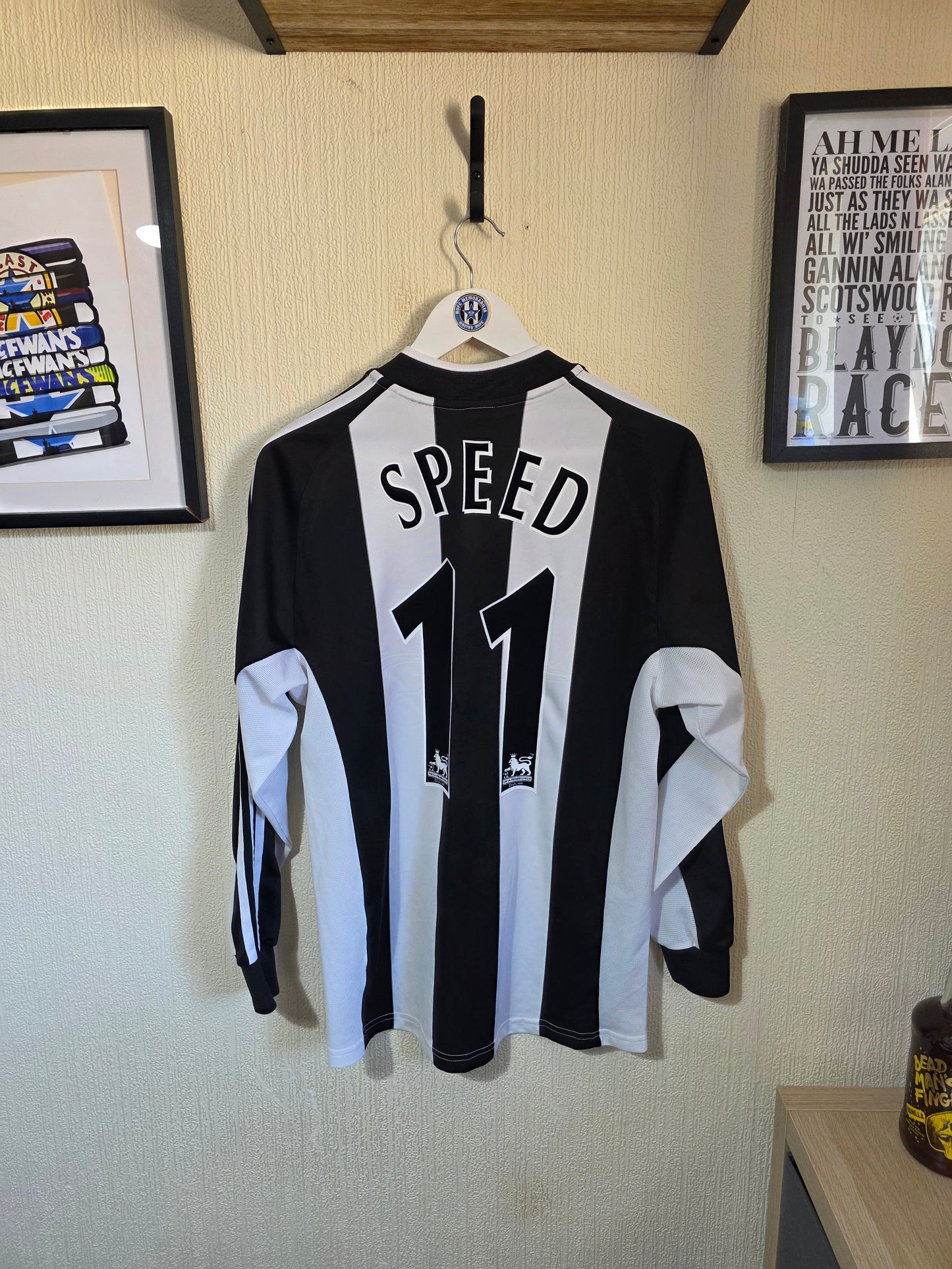 Newcastle United 2001/02 Adidas L/S home shirt #11 SPEED - Small