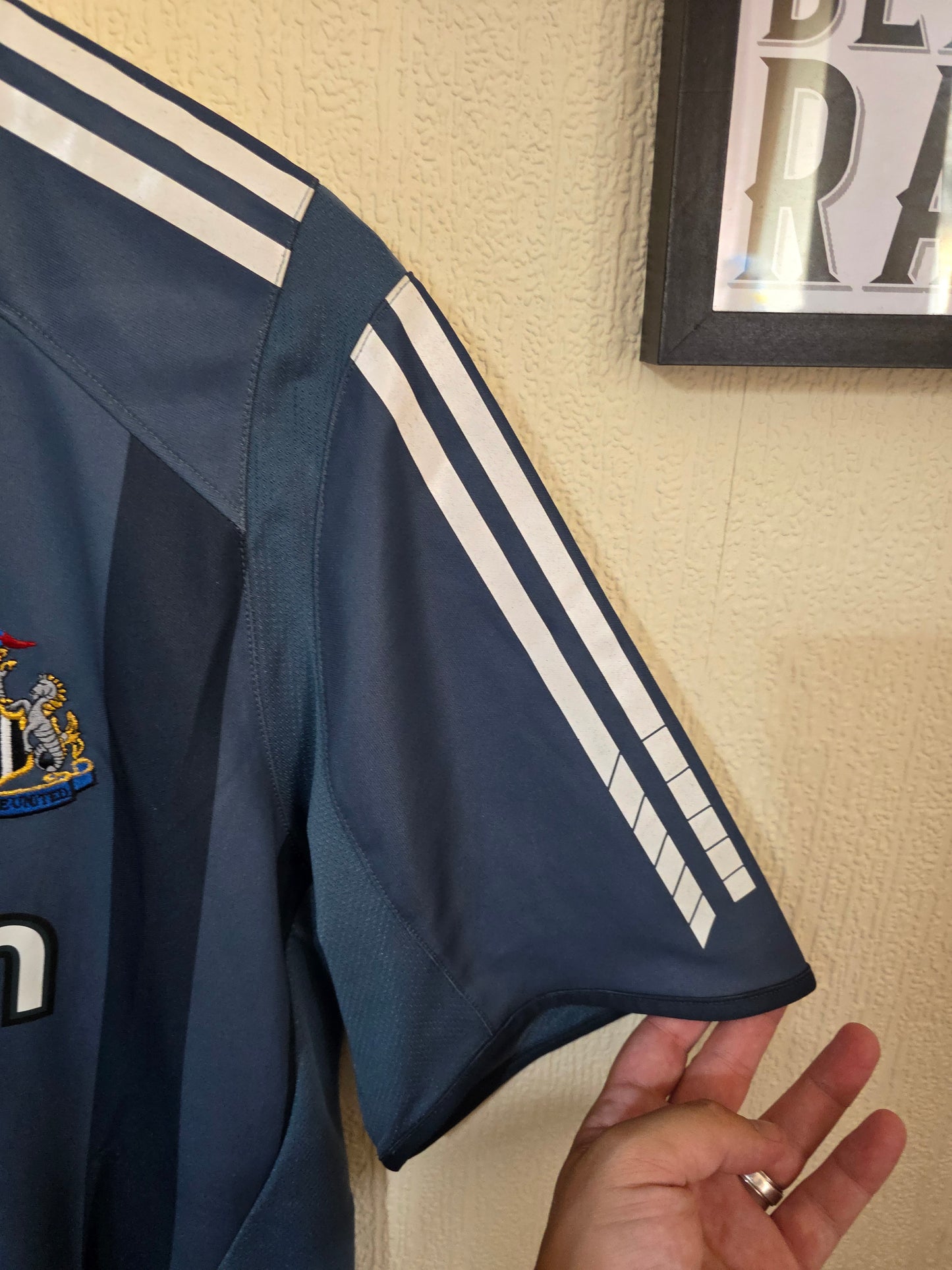 Newcastle United 2005/06 Adidas away shirt - Medium