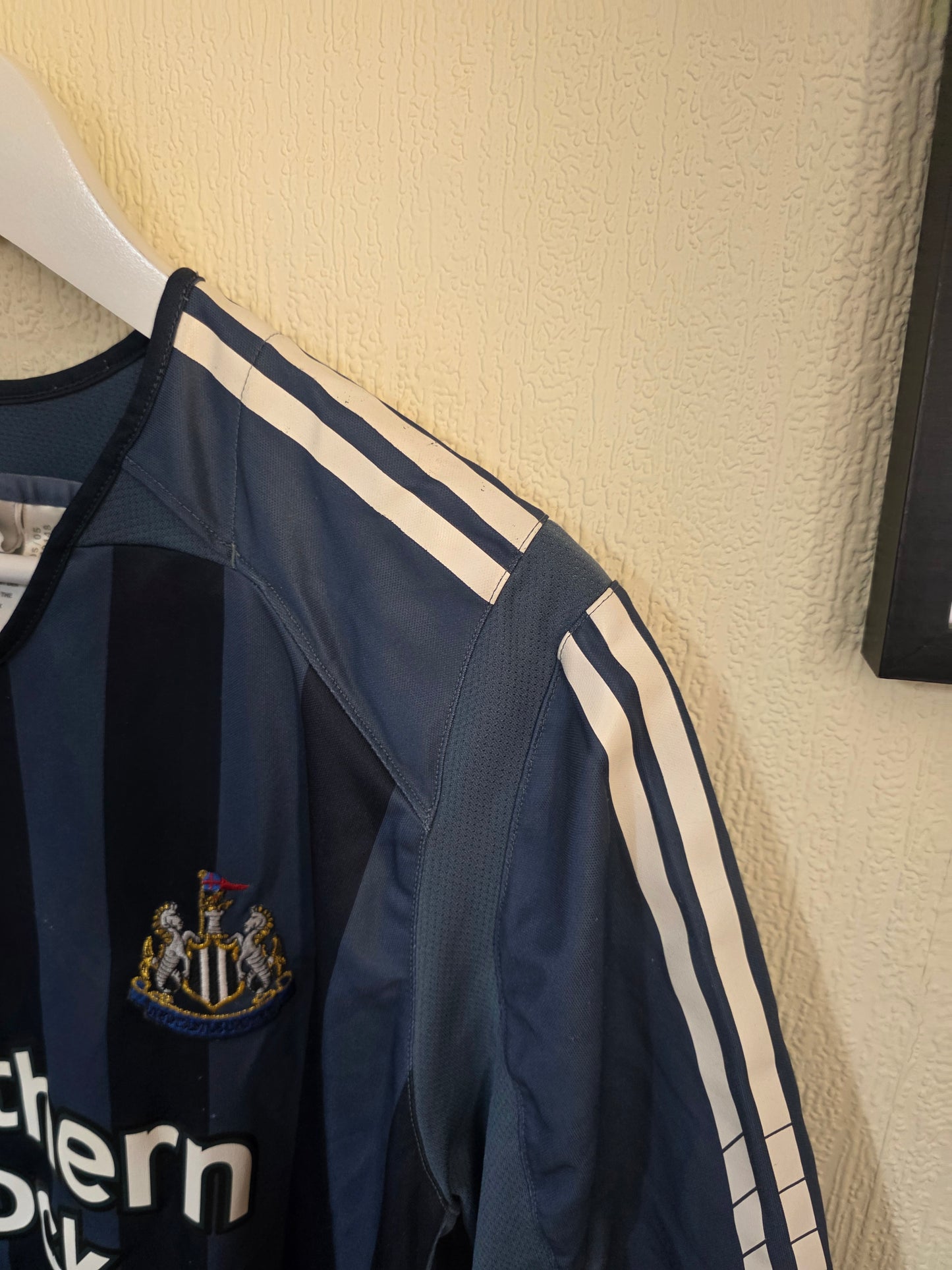 Newcastle United 2005/06 Adidas away shirt #9 SHEARER - Large