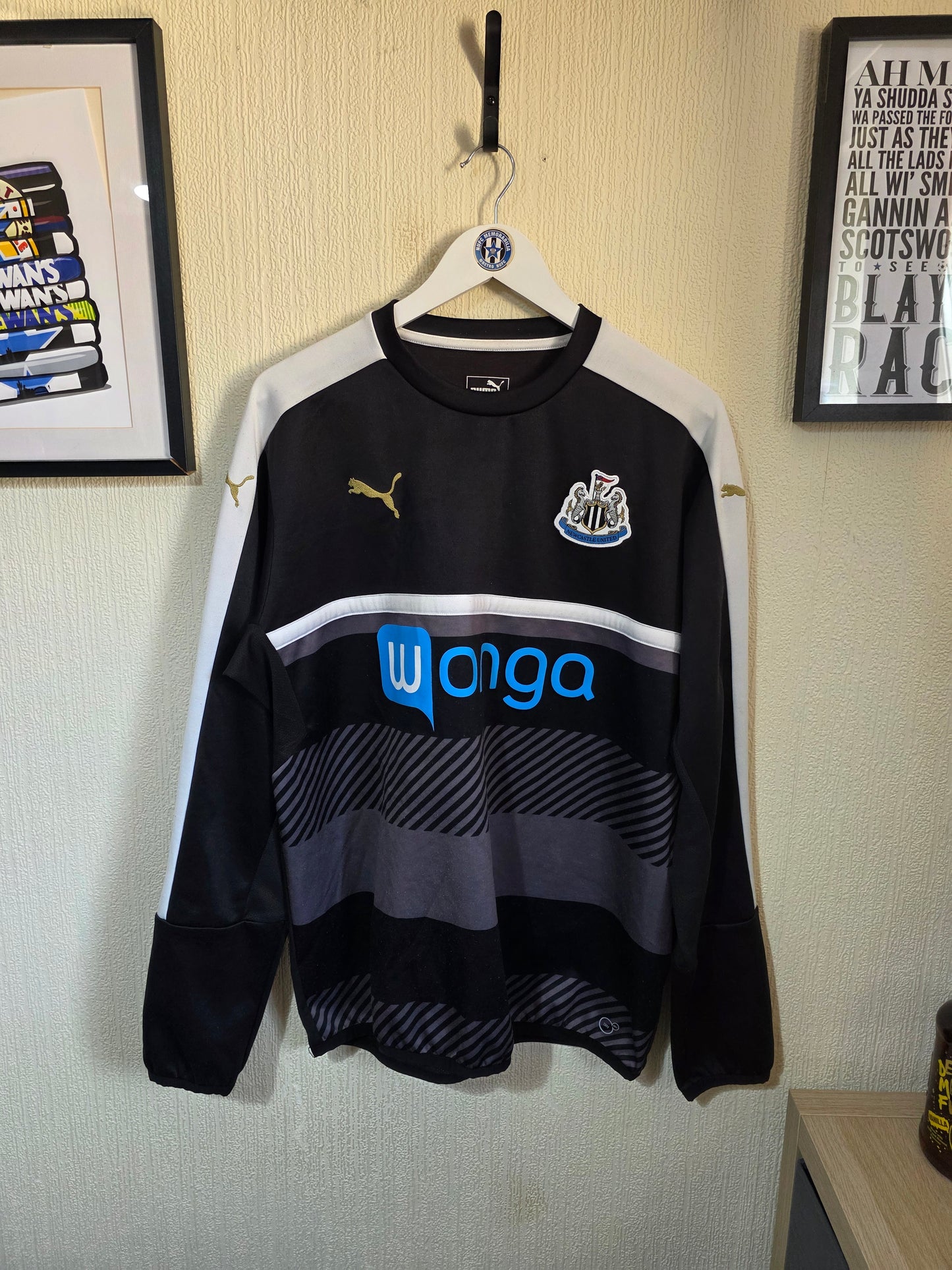 Newcastle United 2016/17 Puma sweatshirt - XL