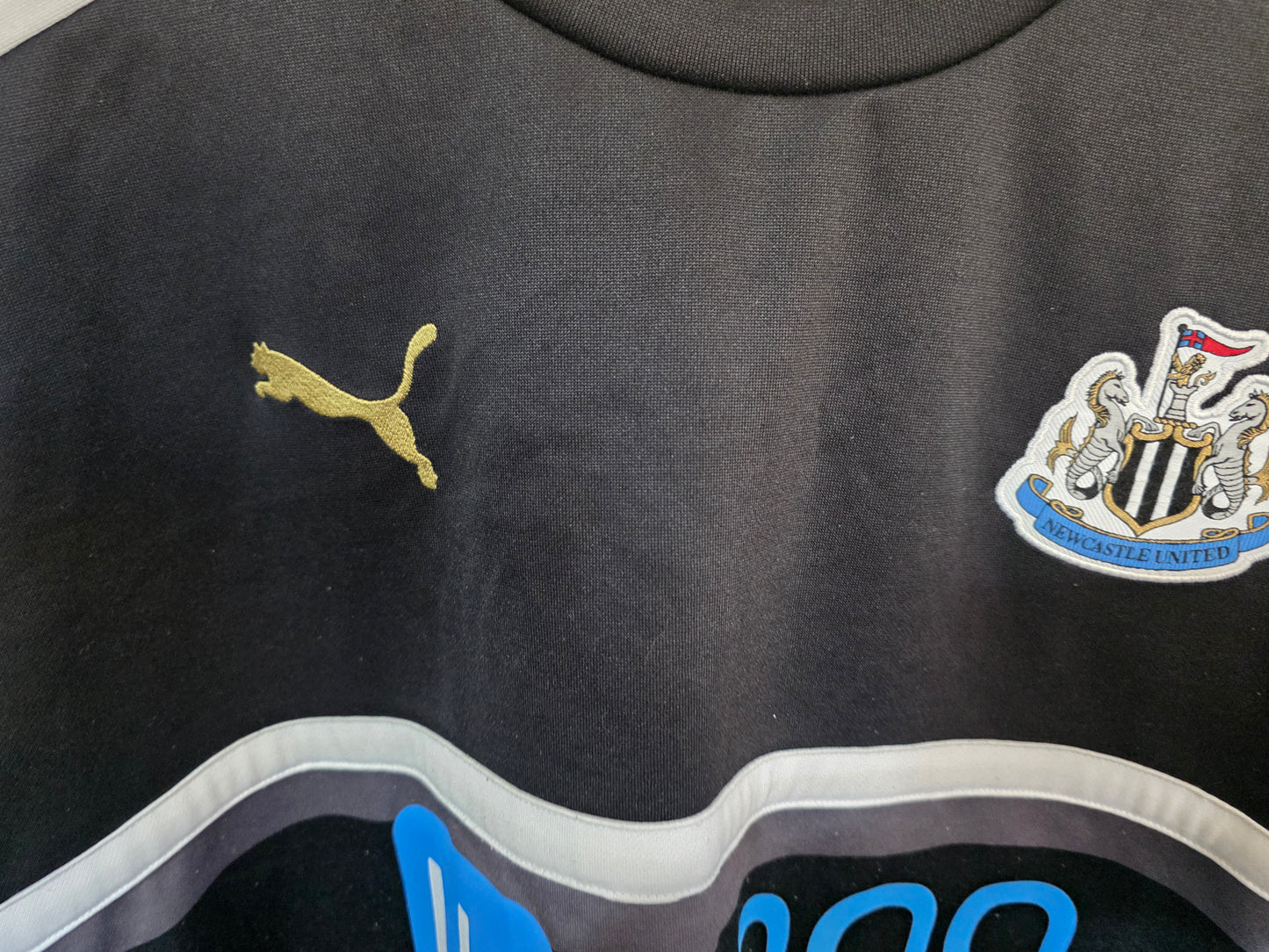 Newcastle United 2016/17 Puma sweatshirt - XL