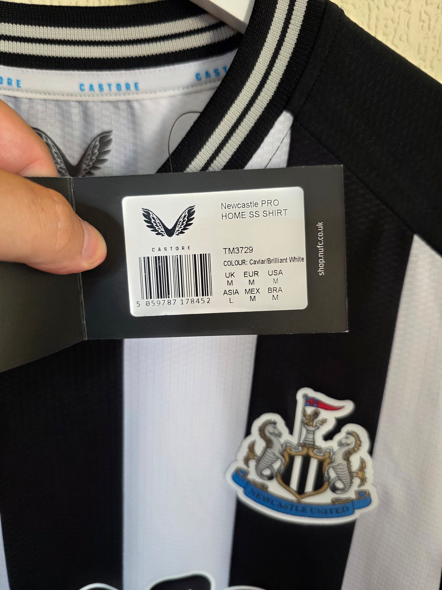 Newcastle United 2023/24 Castore home shirt BNWT - XL