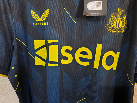 Newcastle United 2023/24 Castore away shirt BNWT - XL