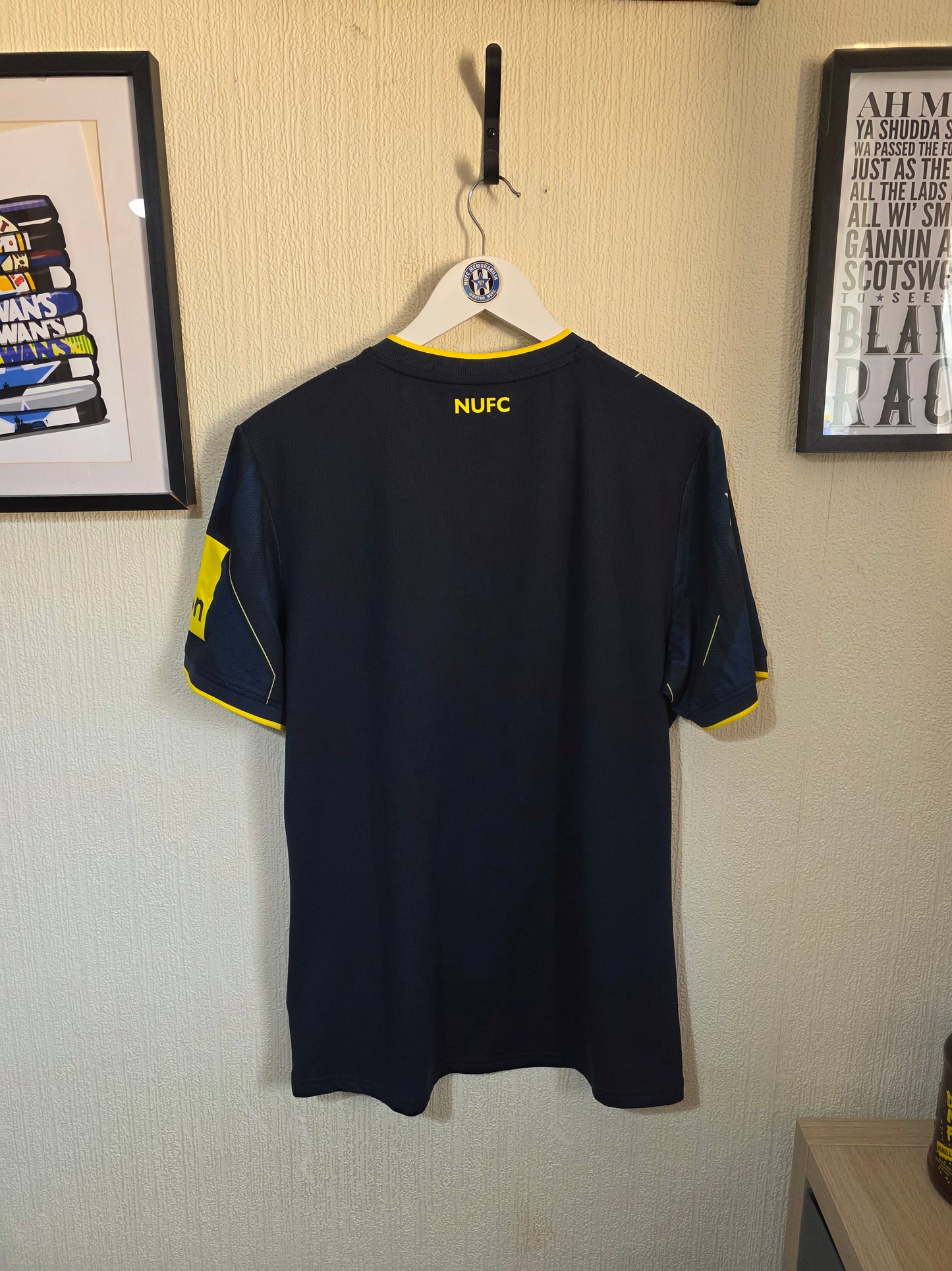 Newcastle United 2023/24 Castore away shirt BNWT - XL