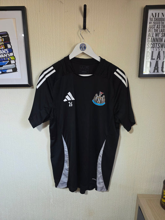 Newcastle United 2024/25 Adidas John Ruddy worn training top - Large
