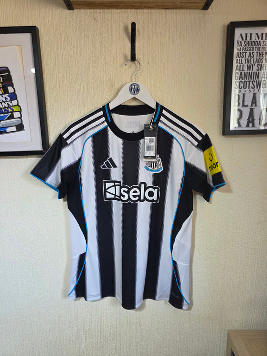 Newcastle United 2025/26 Adidas home shirt BNWT, #67 MILEY - Medium