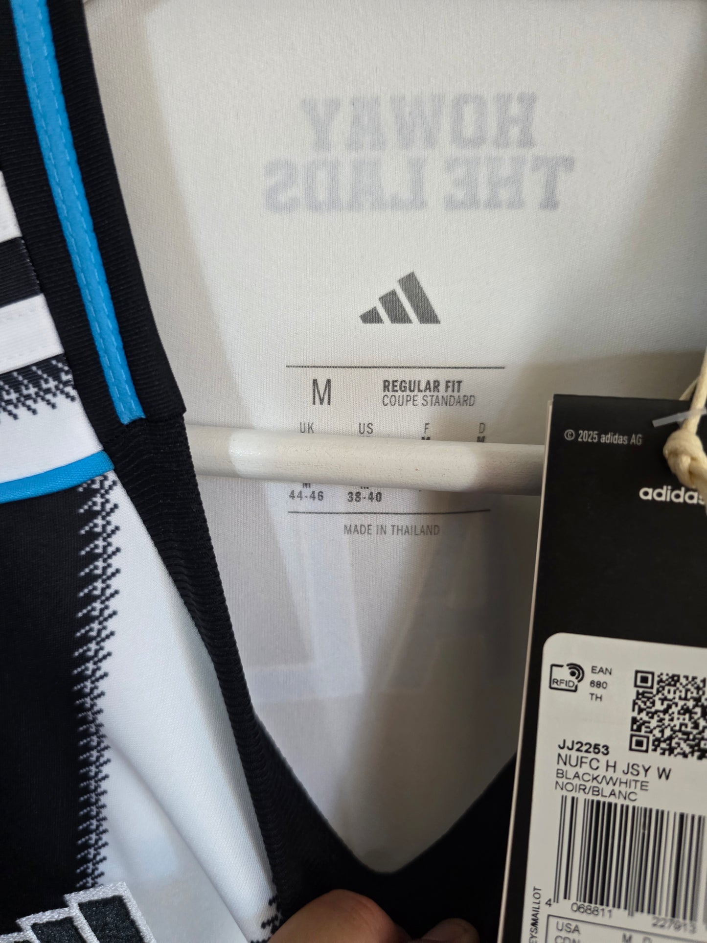 Newcastle United 2025/26 Adidas home shirt BNWT, #4 BOTMAN - Medium