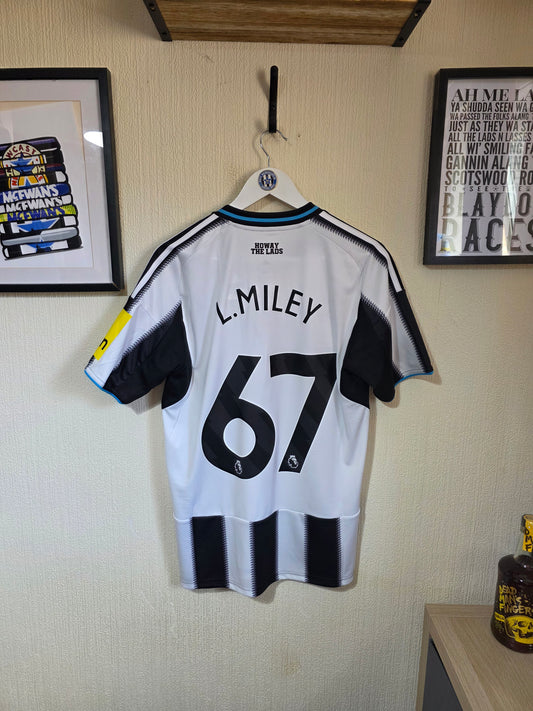 Newcastle United 2025/26 Adidas home shirt BNWT, #67 MILEY - Medium