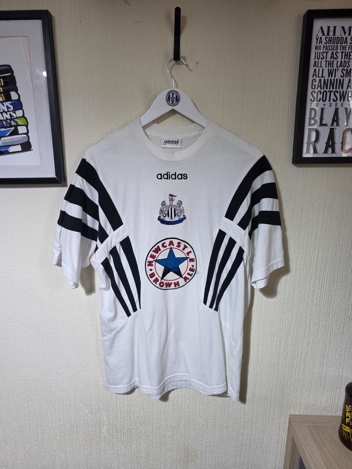 Newcastle United 1996/97 Adidas Training Shirt - Medium