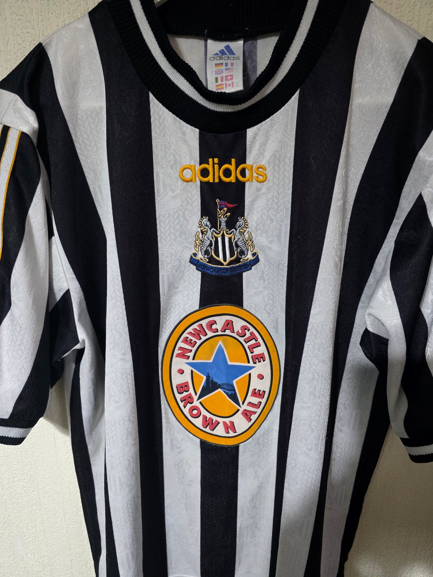 Newcastle United 1997/99 Adidas Home Shirt - Medium