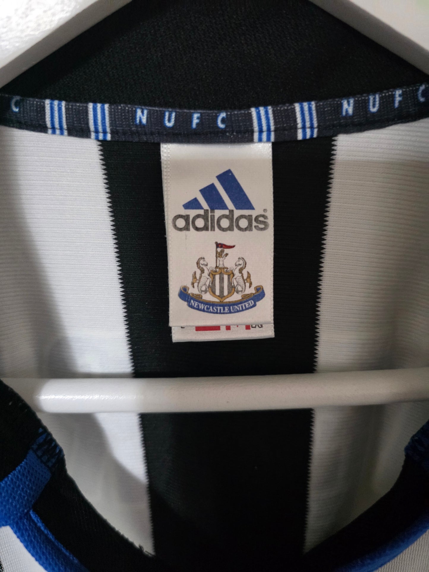 Newcastle United 1999/00 Adidas Home Shirt #9 SHEARER - Large