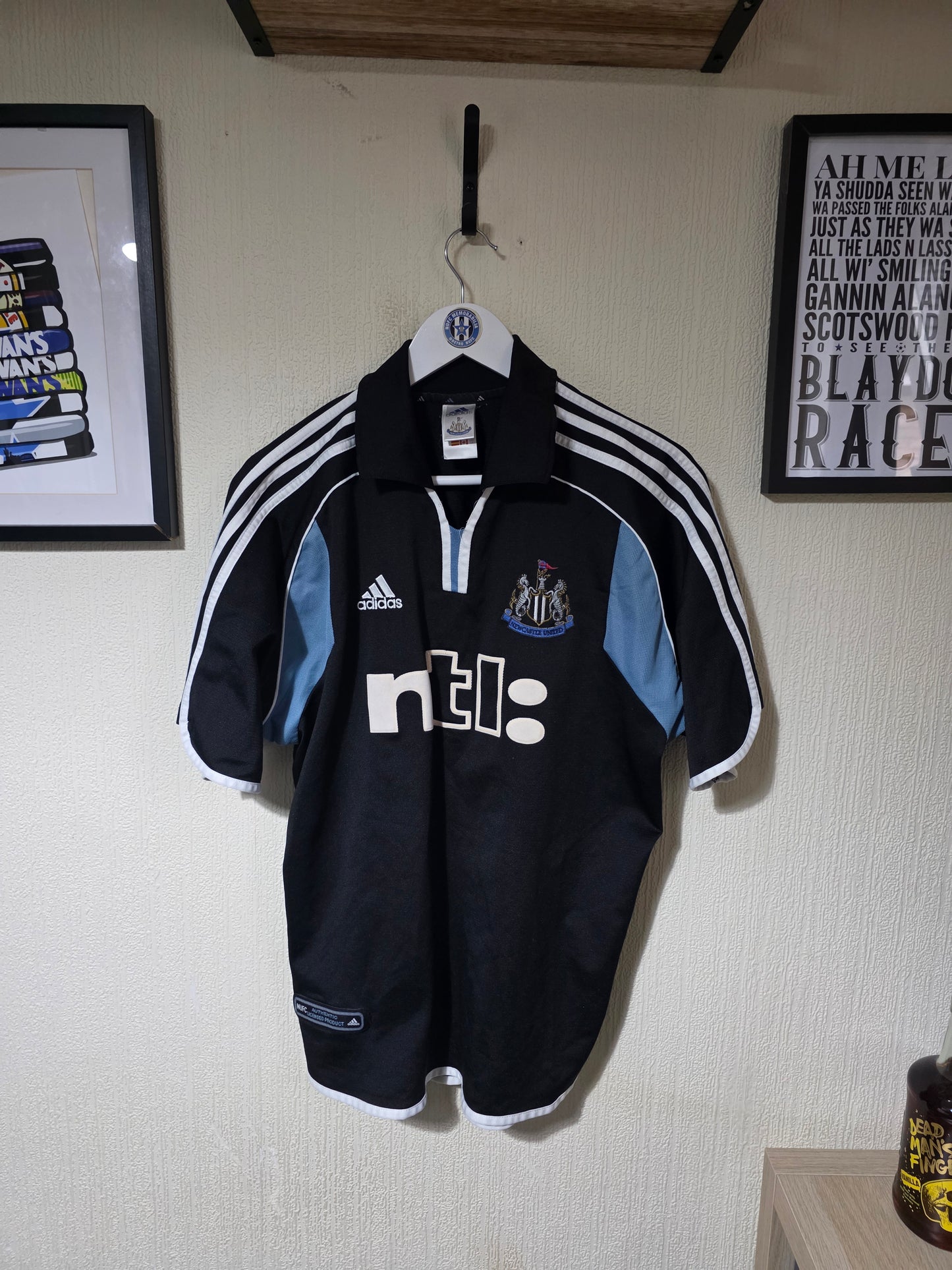 Newcastle United 2000/01 Adidas Away Shirt - Large