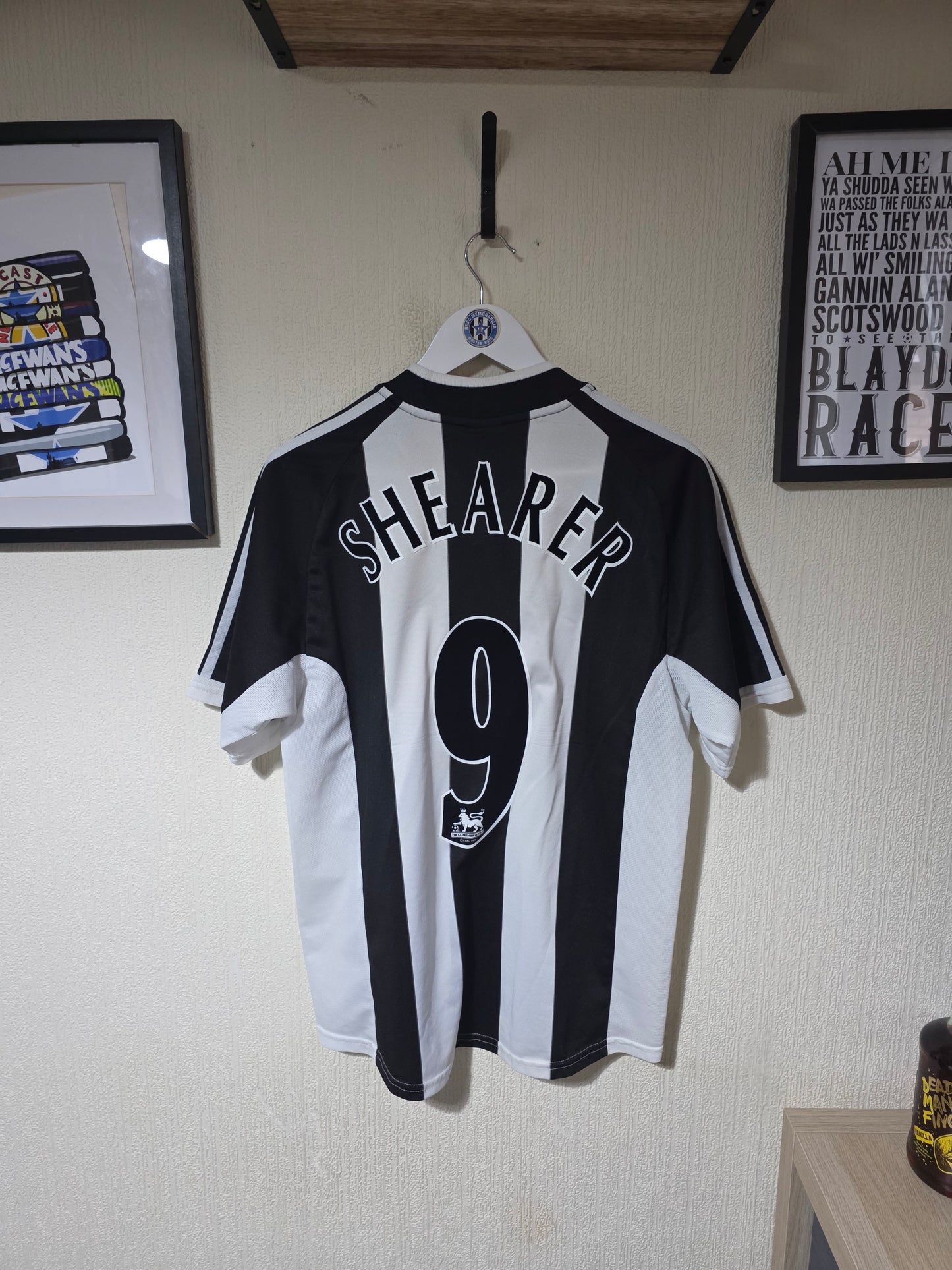Newcastle United 2001/03 Adidas Home Shirt #9 SHEARER - Medium