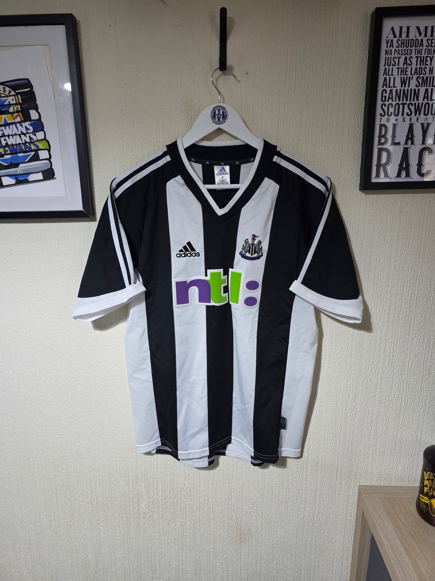 Newcastle United 2001/03 Adidas Home Shirt - Medium