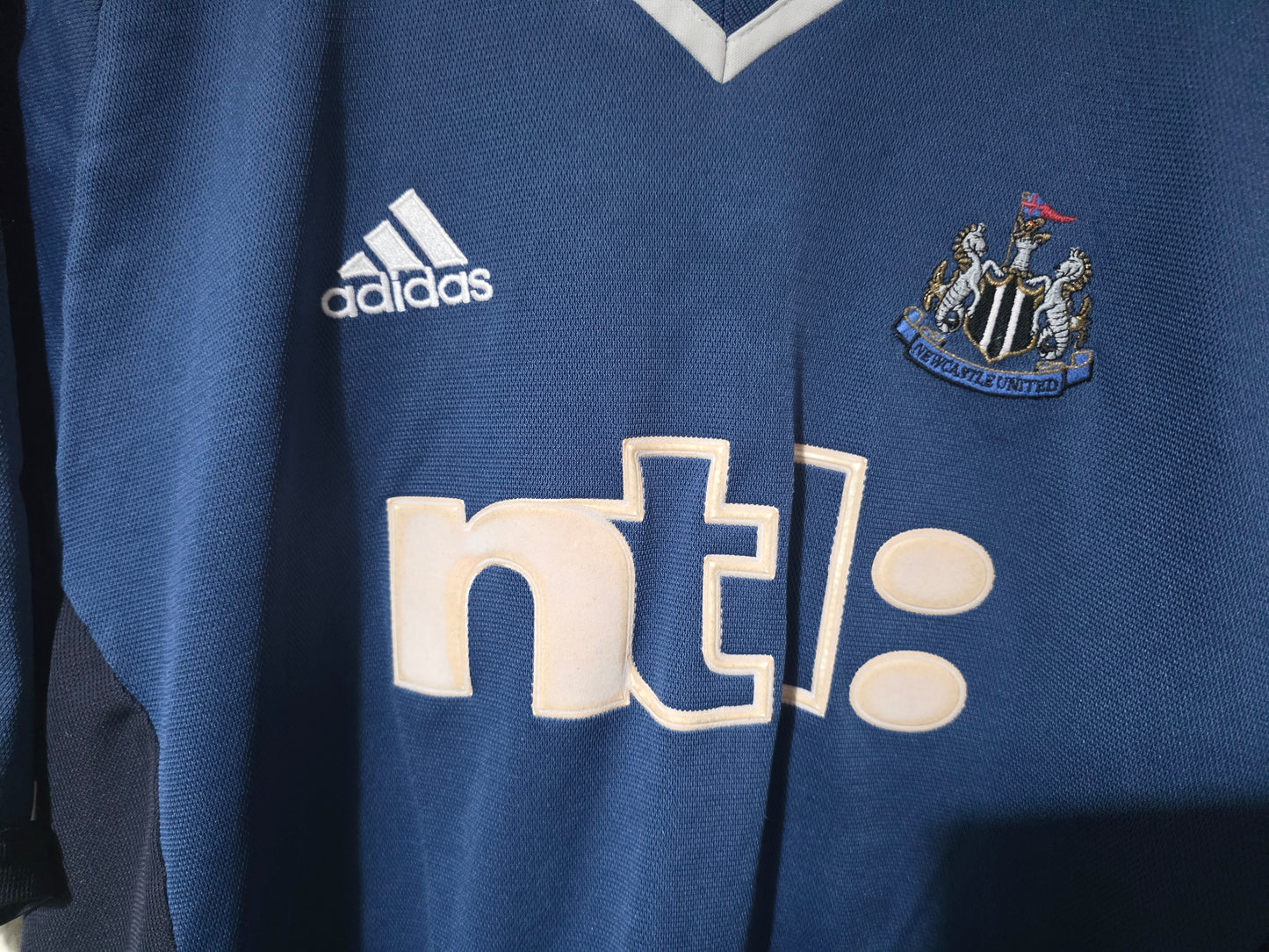 Newcastle United 2001/02 Adidas Away Shirt - Large