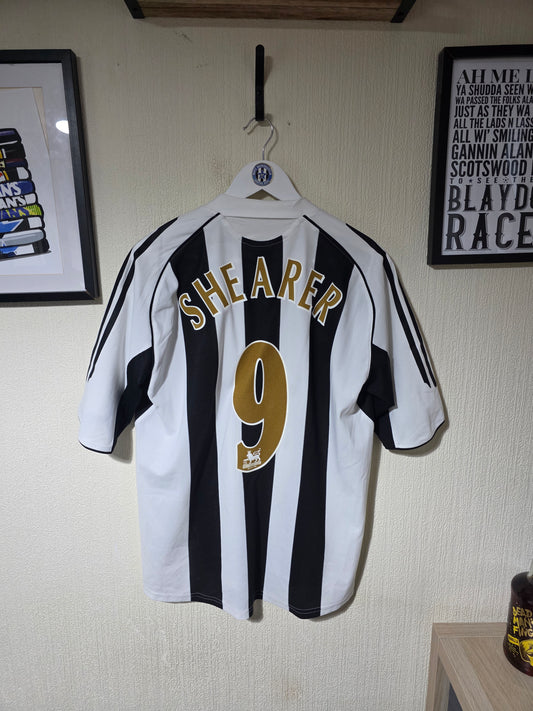 Newcastle United 2005/07 Adidas Home Shirt #9 SHEARER - Medium