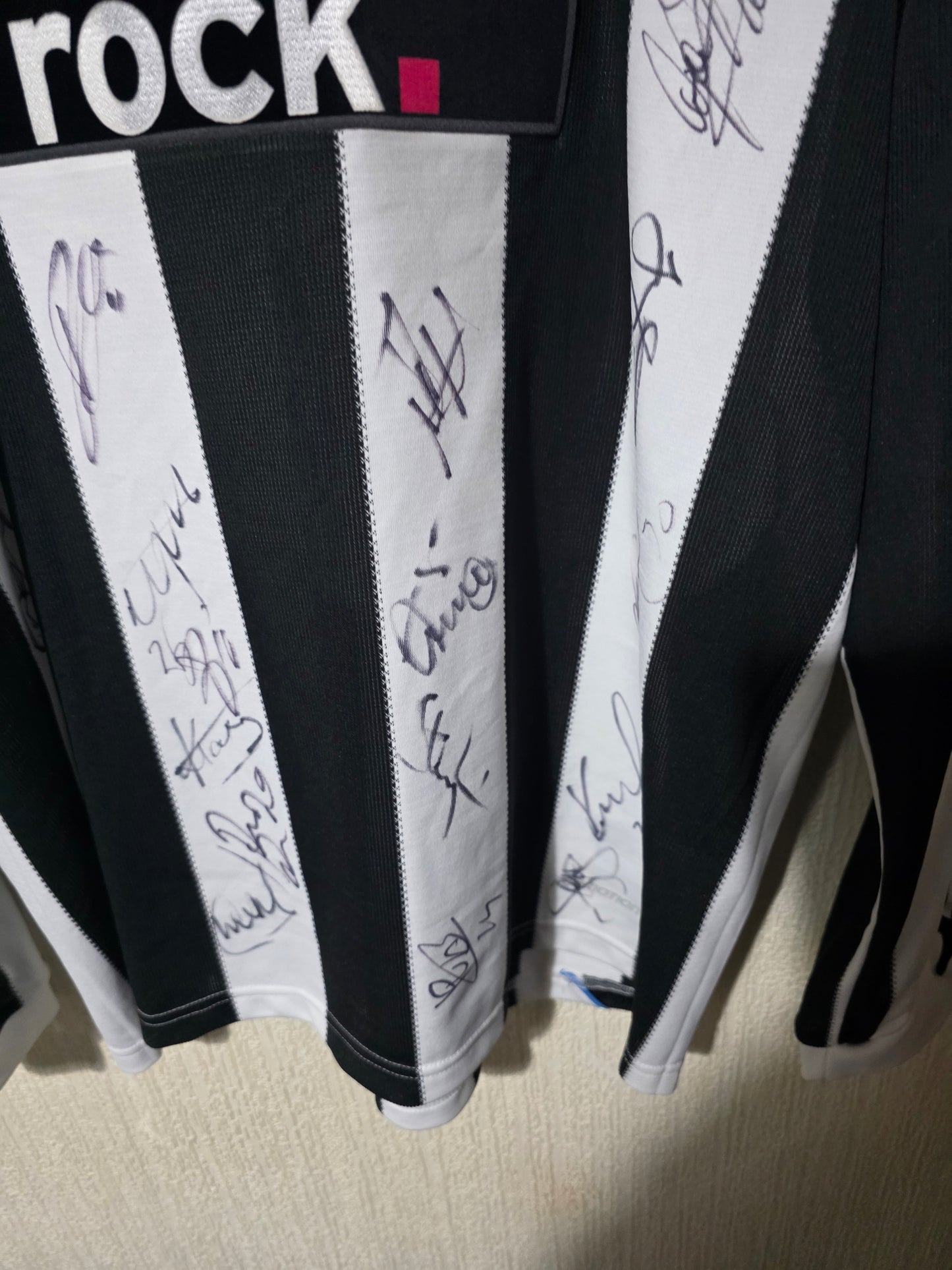 Newcastle United 2009/10 Adidas L/S Player version home shirt #24 CARROLL - Large