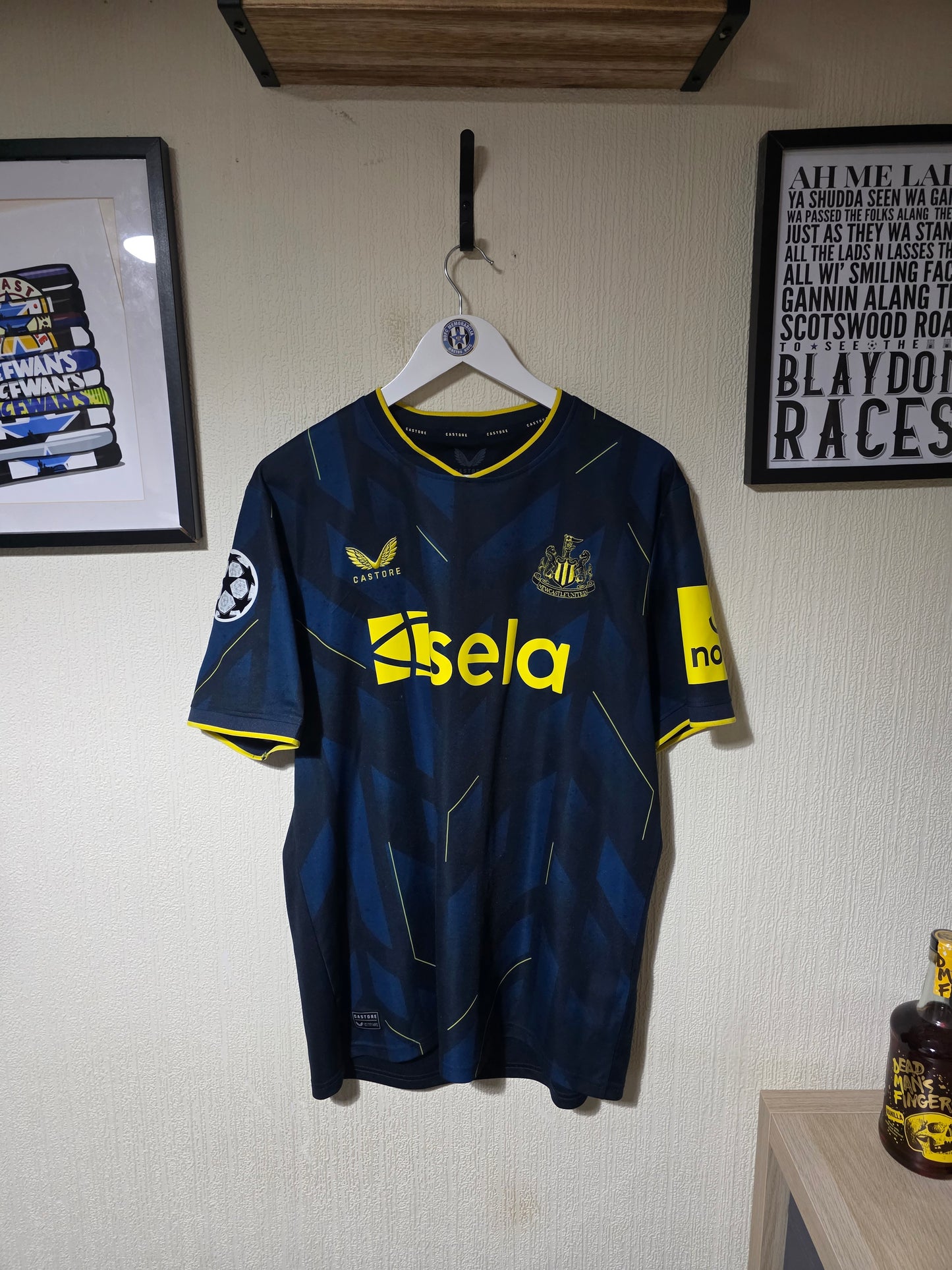Newcastle United 2022/23 Castore Third Shirt #2 TRIPPIER - XL