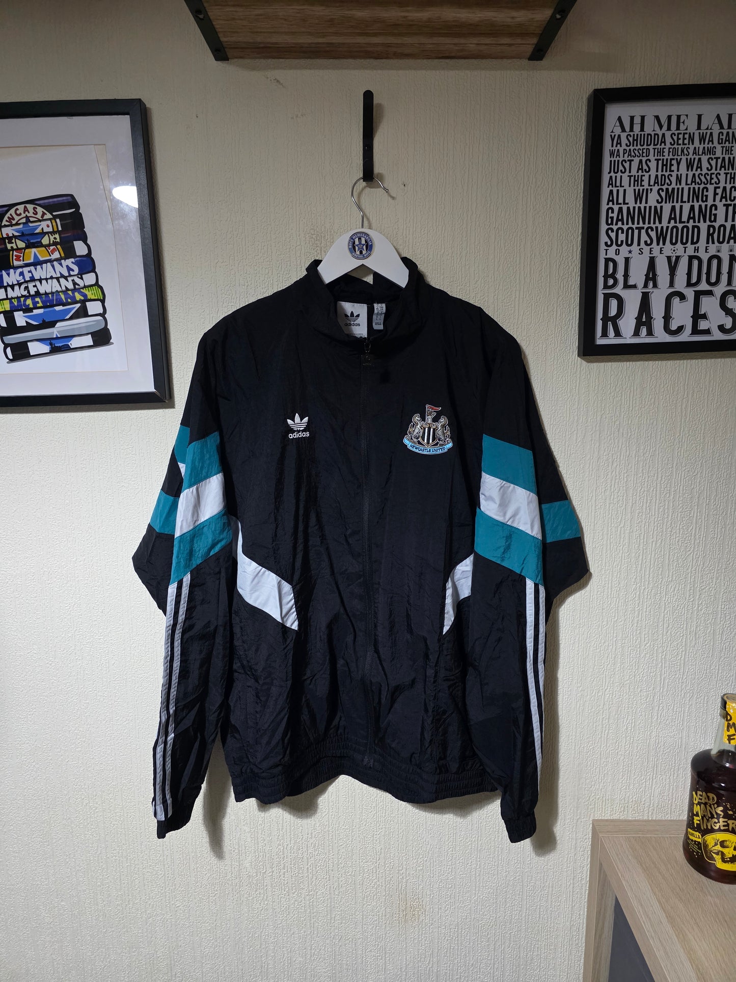 Newcastle United 2024/25 Adidas Retro Range Jacket - Large