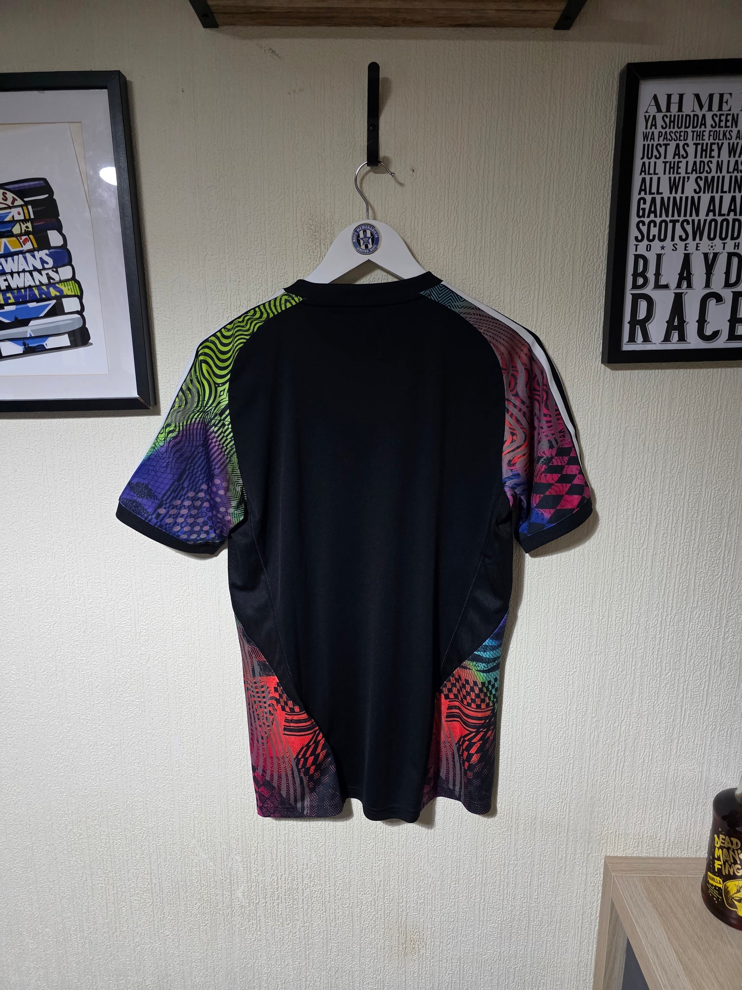Newcastle United 2025 Adidas Pride Shirt BNWT - Small