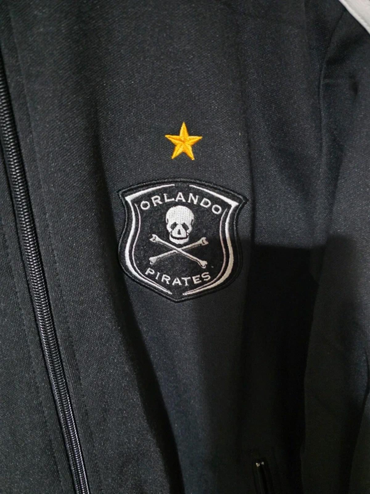 Orlando Pirates 2008 Adidas Originals zip jacket, Medium
