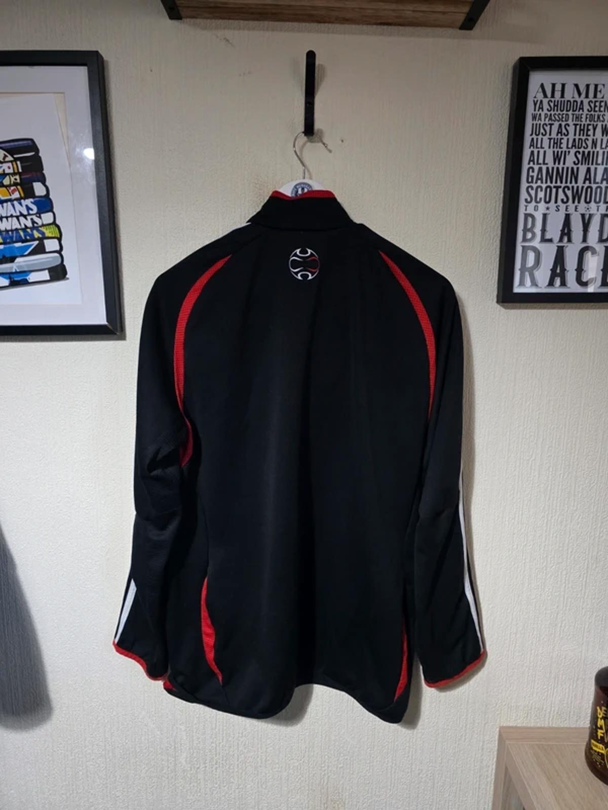 DC United 2006 Adidas 1/4 zip sweatshirt, Large