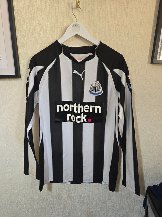 Newcastle United 2010/11 James Perch match worn home shirt