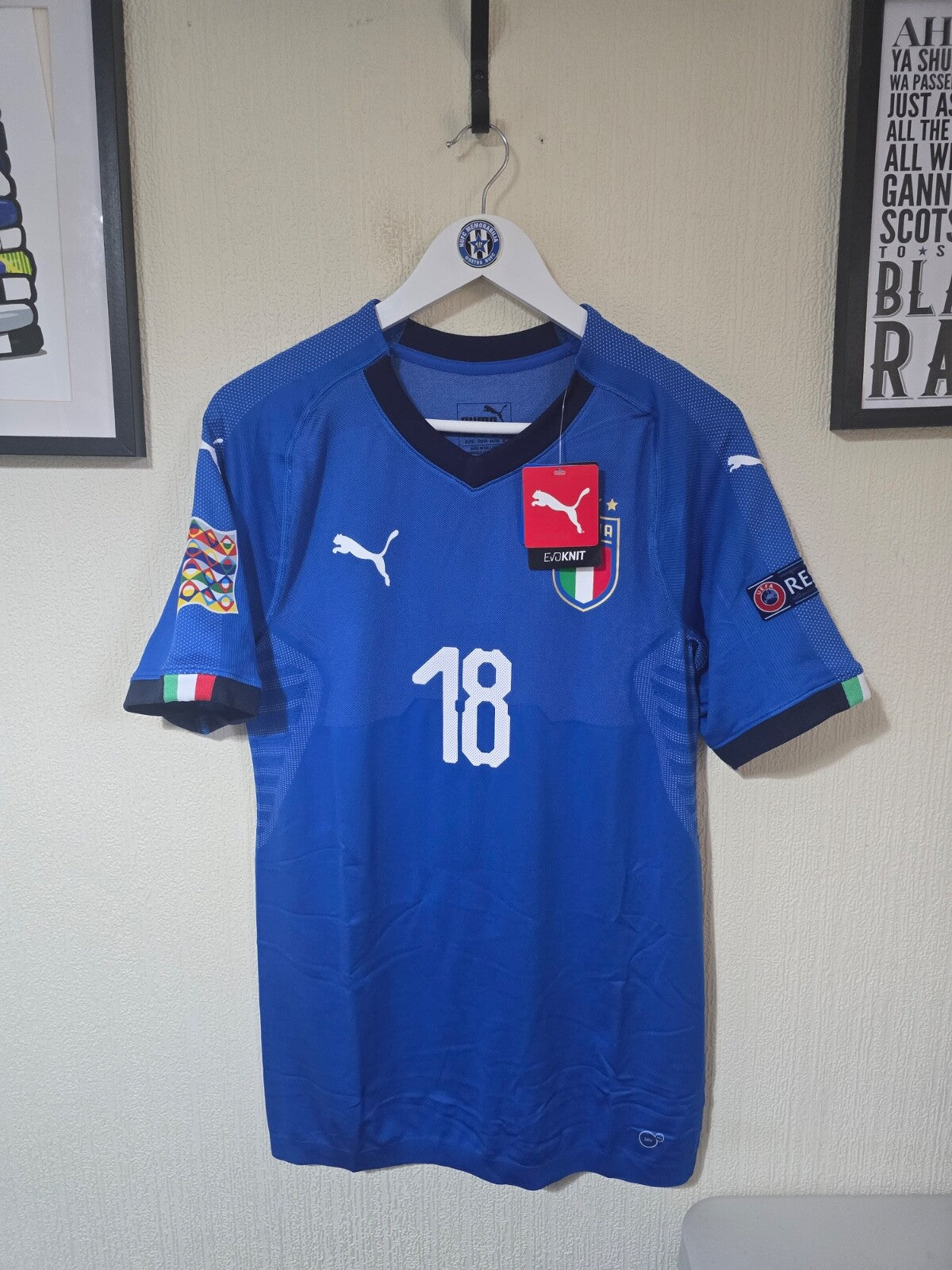 Italy 2018 Home shirt, BNWT, Puma, #18 BARELLA, XL