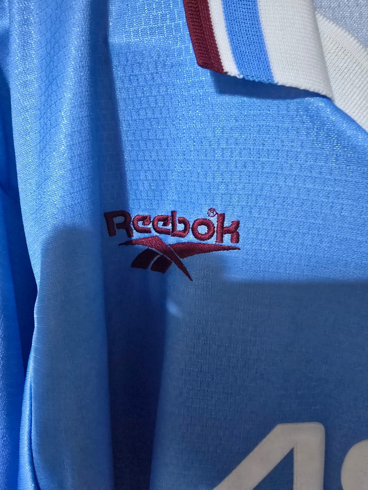 Aston Villa 1997/98 Reebok away shirt - Large