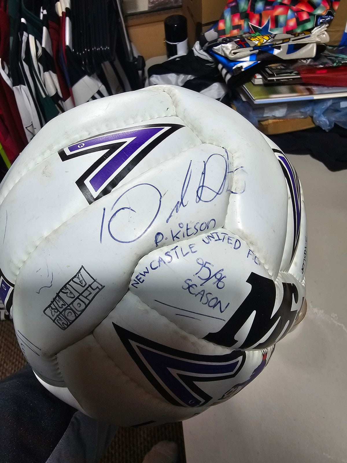 Newcastle United squad signed ball 1995/96