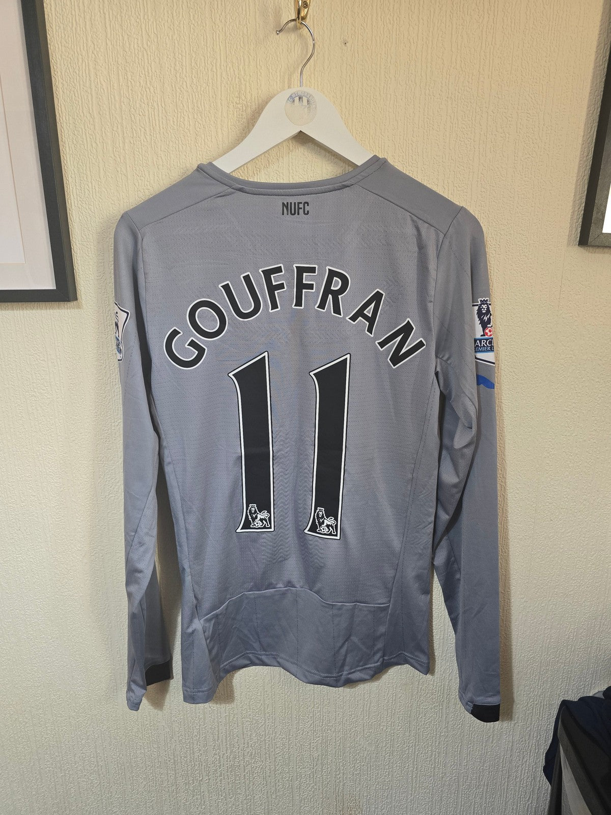 Newcastle United Yoan Gouffran Matchworn away shirt v Man Utd
