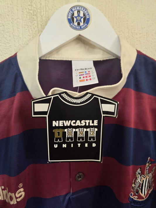 Newcastle United Original BNWT 1995/96 Away Shirt - Large