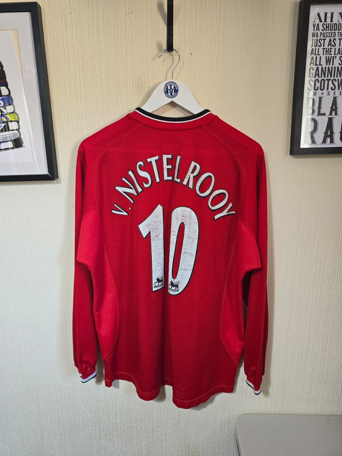 Manchester United 2000/02 Umbro Long sleeved home shirt, #10 V.NISTELROOY, XL