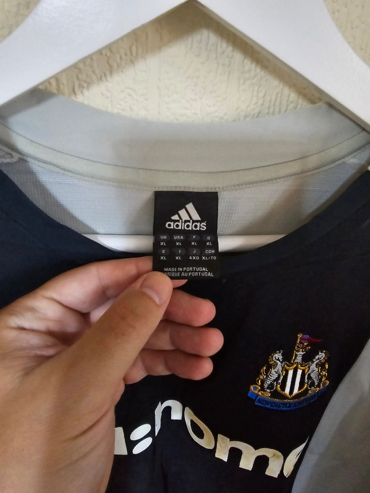 Newcastle United 2002/03 Andy Griffin matchworn away shirt with proof