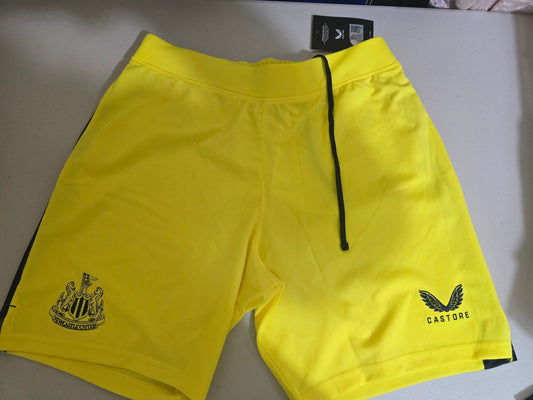 Newcastle United 2023/24 Third shorts, BNWT - Medium