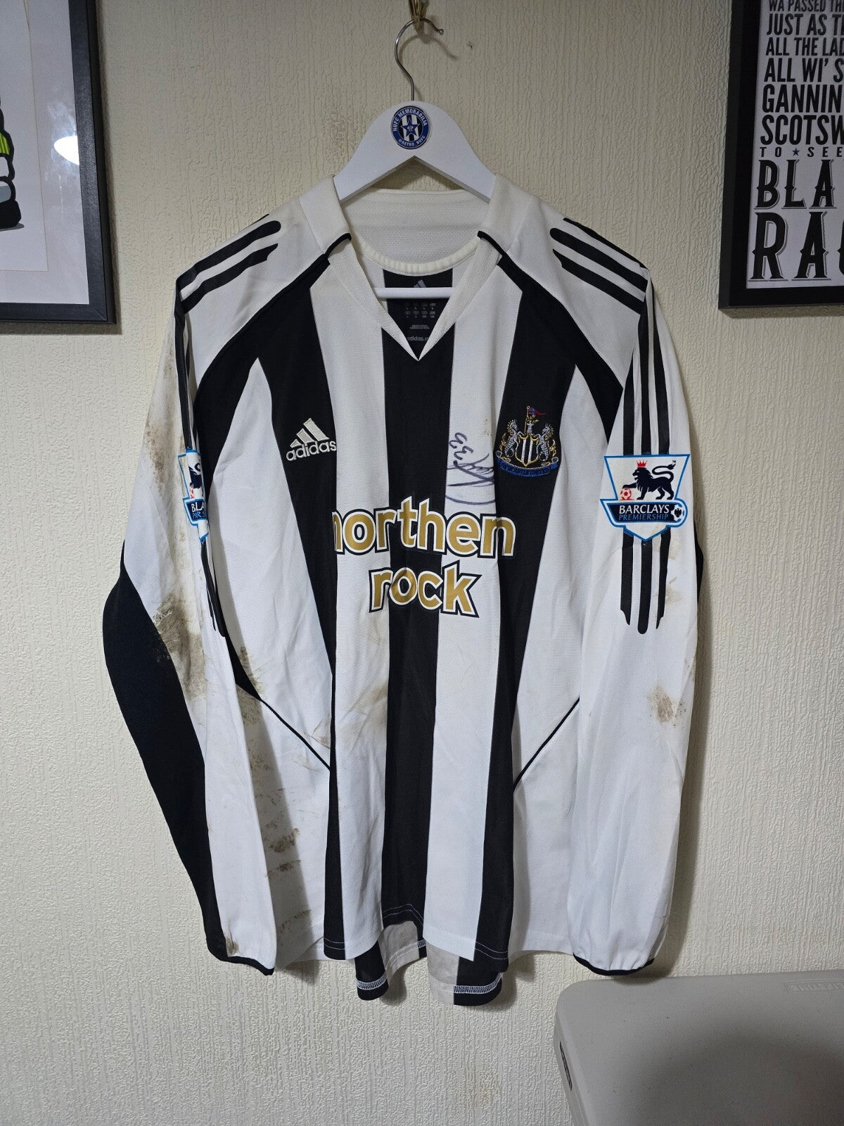 Newcastle United 2005/06 Matchworn home shirt #33 BABAYARO v Mansfield FA cup