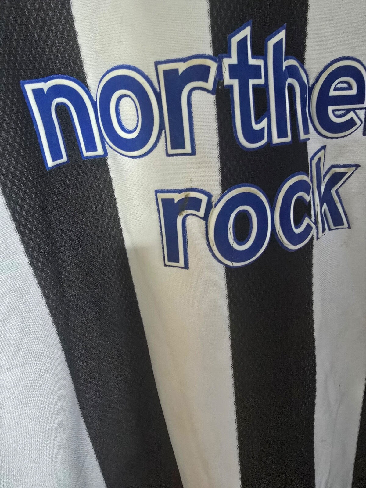Newcastle United Jermaine Jenas Matchworn home shirt v Man city 2003 with COA