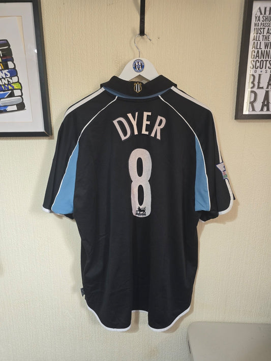 Newcastle United 2000/01 Matchworn Kieron Dyer away shirt V Southampton