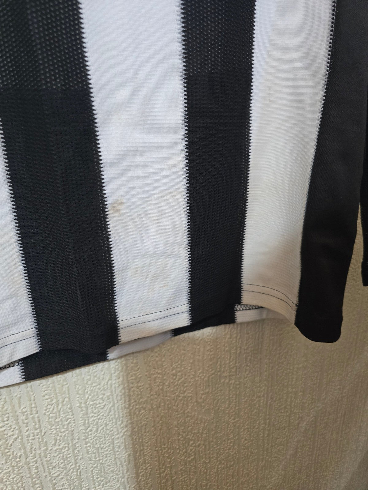 Newcastle United 2010/11 James Perch match worn home shirt