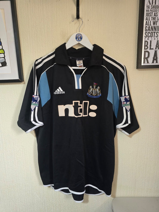 Newcastle United 2000/01 Matchworn Kieron Dyer away shirt V Southampton
