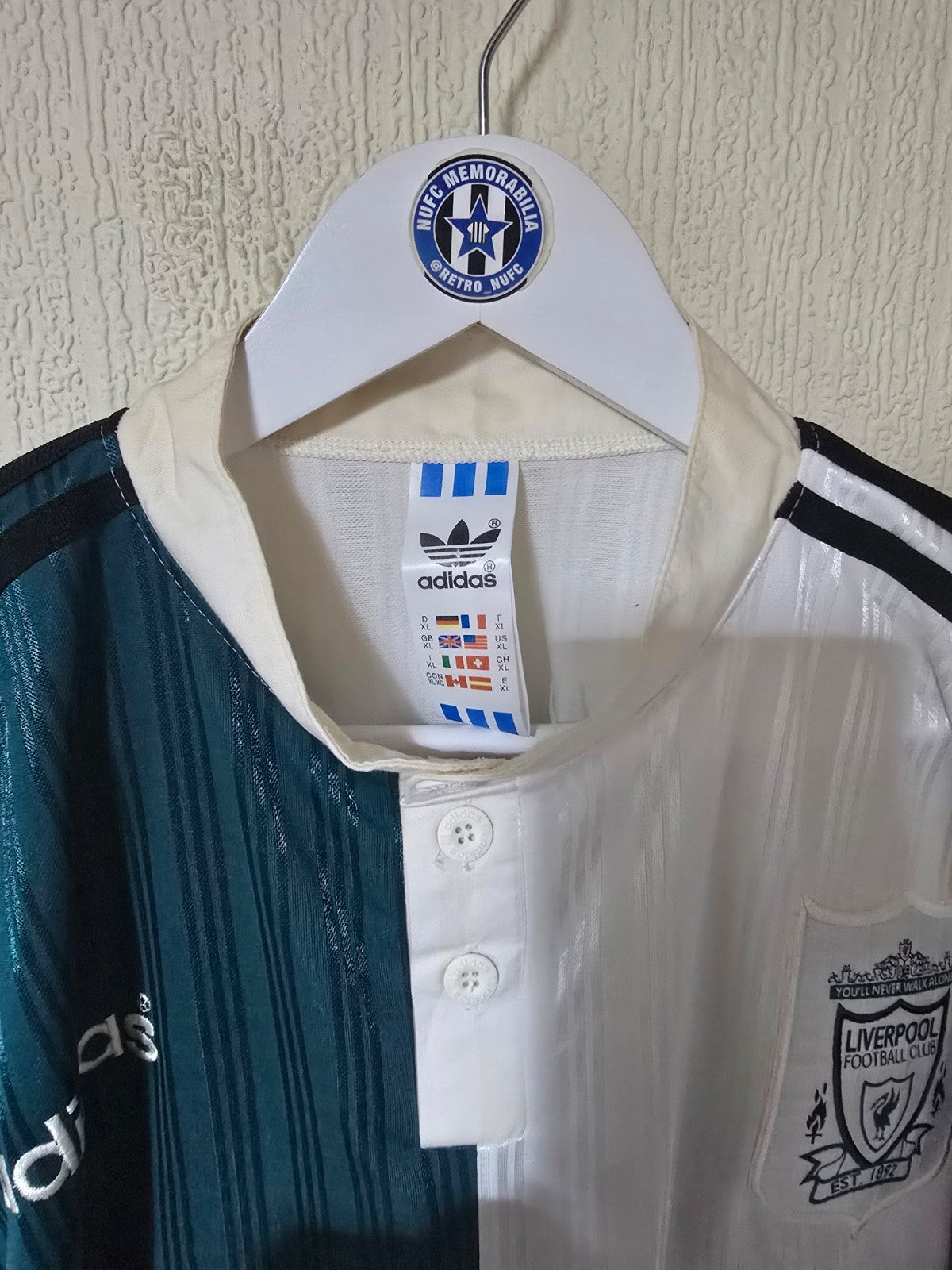 Liverpool 1995/96 Adidas away shirt - XL